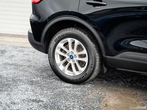 2023 Ford Kuga 2.5 PHEV Titanium Auto 5dr - Image 3