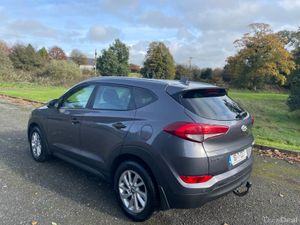 Hyundai Tucson 2016, auto - Image 4