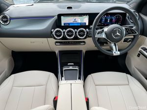 Mercedes-Benz GLA 180D Progressive Line Plus Compa - Image 4