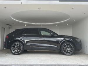 Audi Q8 3.0 TDI V6 50 Black Edition SUV 5dr Diesel - Image 4