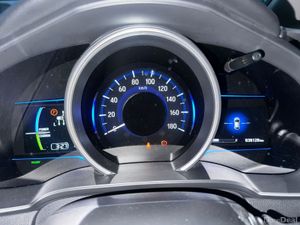 Honda Fit 1.5L Petrol Hybrid Low mileage (7217) - Image 4
