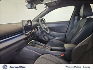 Volkswagen T-Roc R-LINE Launch Ed, Fully Loaded 15 - Image 4