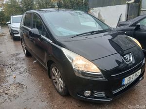 Peugeot 5008 2013 - Image 2