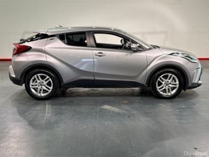 Toyota C-HR 1.8 HYBRID AUTOMATIC SUV - TOYOTA SAFE - Image 3
