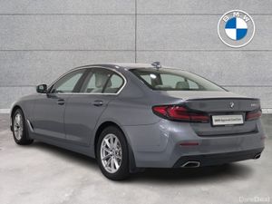 BMW 5-Series 520d SE Saloon - Image 3