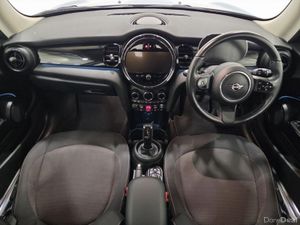 Mini Cooper 3-Door Cooper Classic - Image 4
