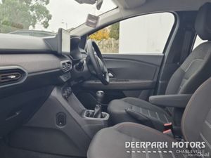 Dacia Sandero Stepway TCe 90 STEPWAY Expression - Image 4