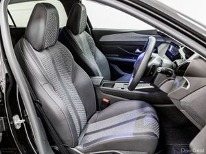 Peugeot 308 Allure Hybrid Auto 145HP - Image 3