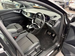 Q4 Etron - S line 40 - Larger battery 82Kwh - Image 2