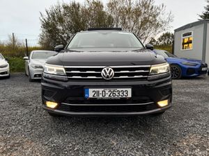 2021 VW TIGUAN HIGHLINE ALLSPACE LOW KMS - Image 4