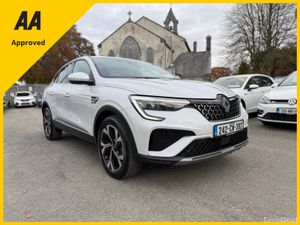 Renault Arkana TECHNO E-TECH HYBRID 14 - Image 4
