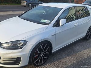 Volkswagen Golf 2.0TDI DSG  GTD - Image 3