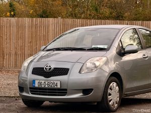 Toyota Yaris 2006 1L Petrol Automatic LOW KM - Image 4