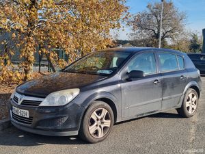 €990 Vauxhall Astra 2009 petrol ⛽️ nct&tax €990 - Image 3