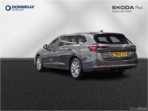 Skoda SUPERB Diesel Estate SE Technology - Image 4