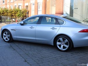 Jaguar XF 240BHP  2018 - Image 4