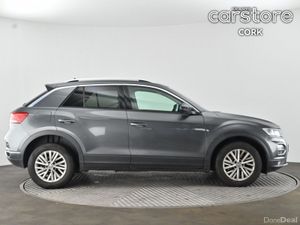Volkswagen T-Roc 1.0 TSI 115bhp Design - Image 2