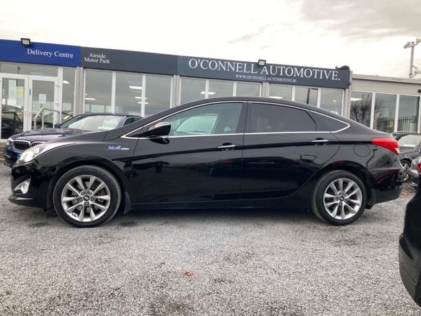 Hyundai i40 Saloon, Diesel, 2015, Black