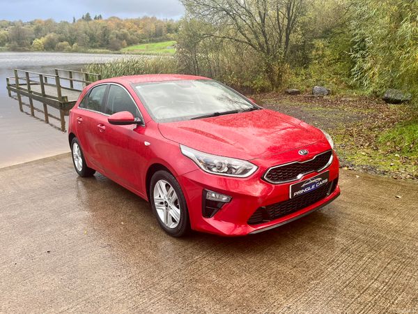 Kia Ceed Hatchback, Diesel, 2019, Red