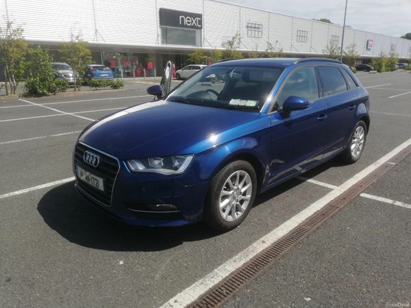 Audi A3 Hatchback, Diesel, 2014, Blue