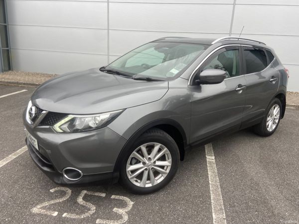 Nissan Qashqai SUV, Petrol, 2017, Grey