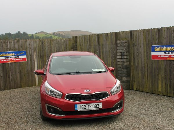 Kia Ceed Hatchback, Diesel, 2015, Red