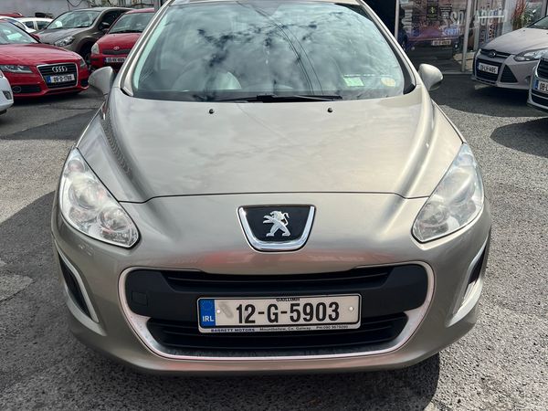 Peugeot 308 Hatchback, Diesel, 2012, Grey