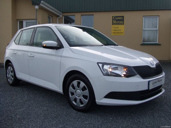 Skoda Fabia Hatchback, Petrol, 2019, White