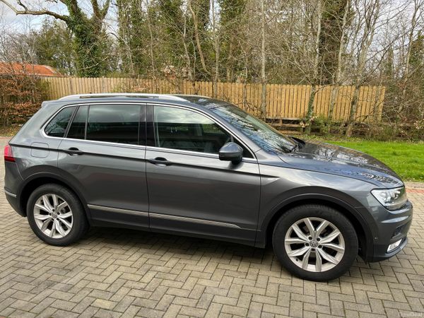Volkswagen Tiguan SUV, Diesel, 2016, Grey