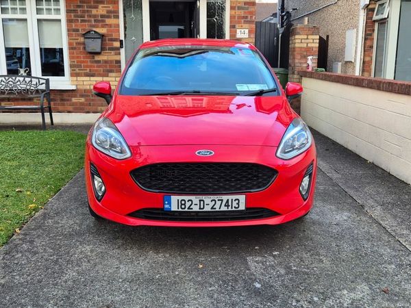 Ford Fiesta Hatchback, Diesel, 2018, Red