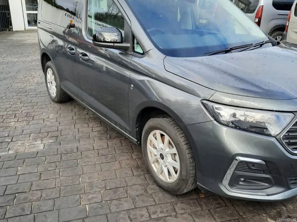Ford Tourneo Connect MPV, Diesel, 2026, Grey