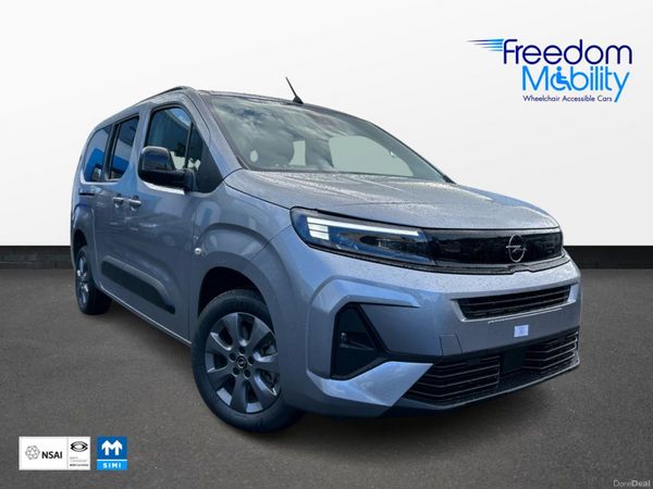 Opel Combo Wheelchair Accessible, Diesel, 2025, Green