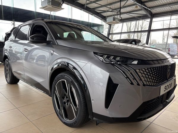 Peugeot 5008 SUV, Electric, 2025, Silver