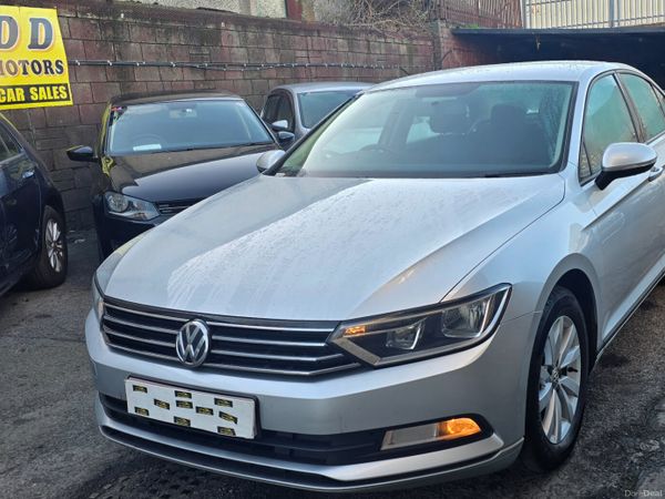 Volkswagen Passat Saloon, Petrol, 2019, Silver
