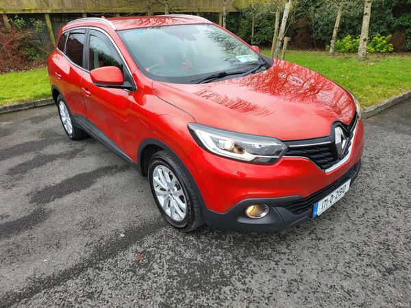 Renault Kadjar SUV, Diesel, 2017, Red