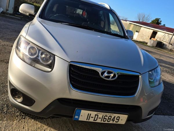 Hyundai Santa Fe SUV, Diesel, 2011, Silver
