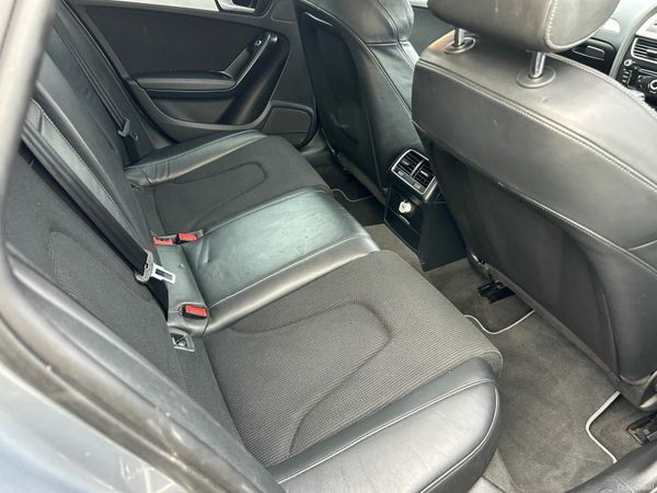 Audi A4 Saloon, Diesel, 2015, Grey