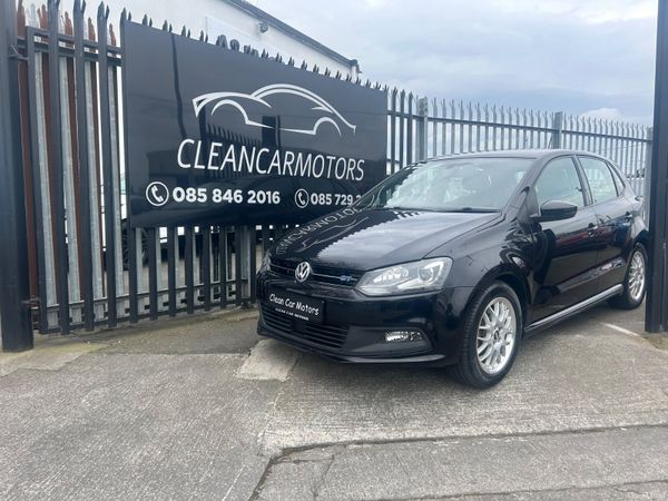 Volkswagen Polo Hatchback, Petrol, 2015, Black