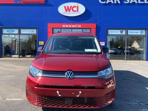 Volkswagen Caddy Maxi Life MPV, Diesel, 2026, Red