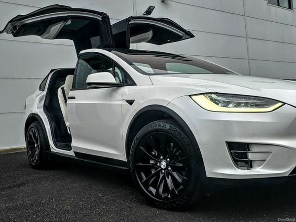 Tesla Model X Hatchback, Electric, 2017, White