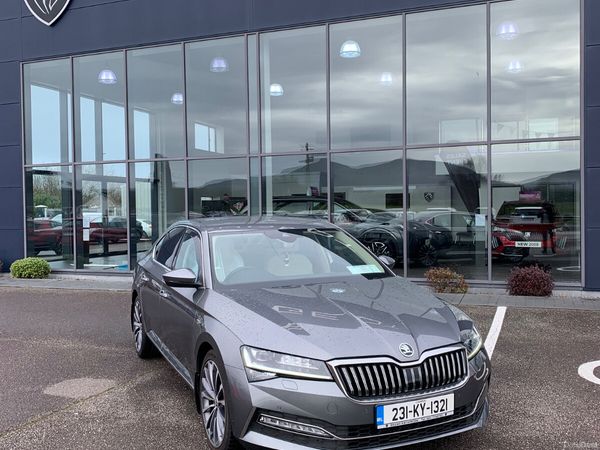 Skoda Superb Saloon, Diesel, 2023, Grey