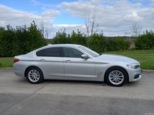 BMW 5-Series Saloon, Diesel, 2018, Silver
