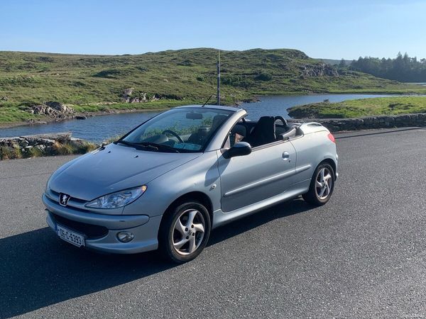 Peugeot 206 Hatchback, Petrol, 2006, Grey