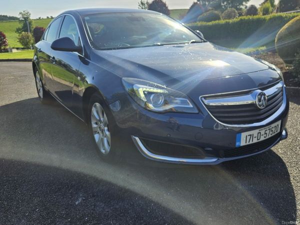 Vauxhall Insignia Hatchback, Diesel, 2017, Blue