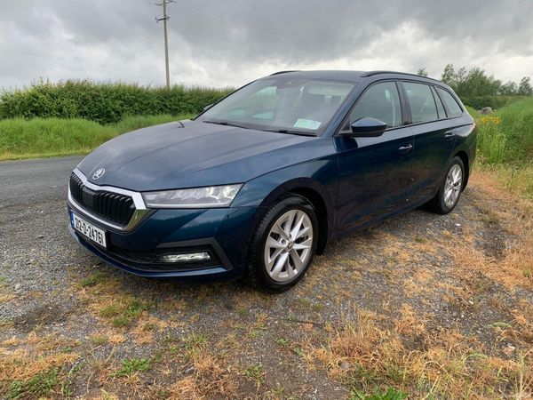 Skoda Octavia Estate, Diesel, 2021, Blue