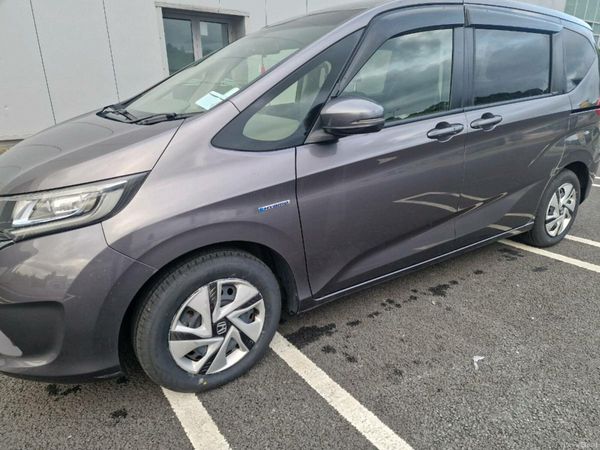 Honda Freed MPV, Petrol, 2017, Grey