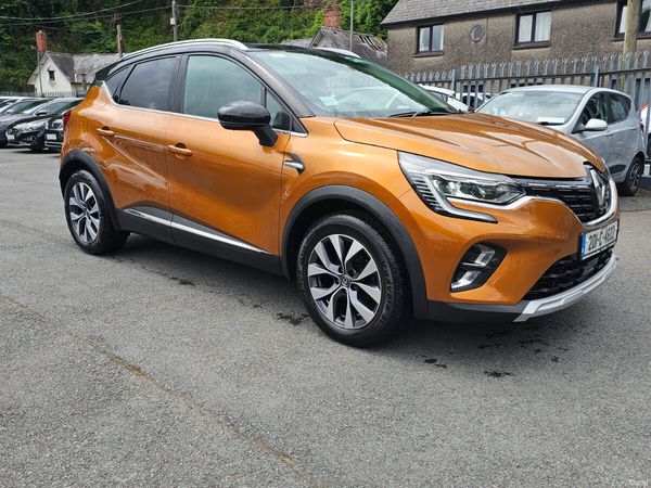 Renault Captur Hatchback, Petrol, 2020, Orange