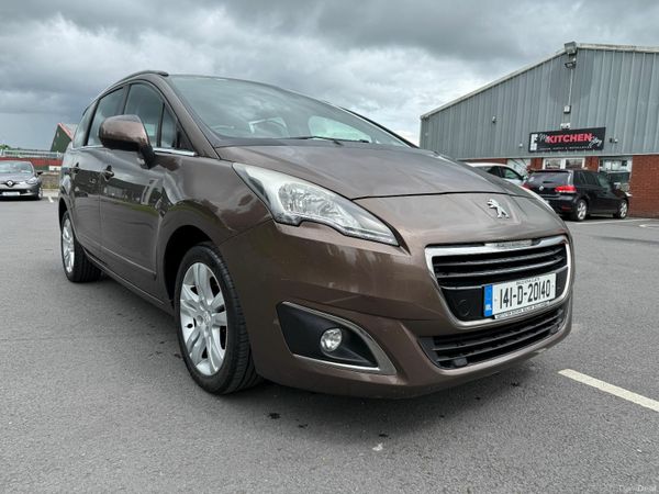 Peugeot 5008 MPV, Diesel, 2014, Brown