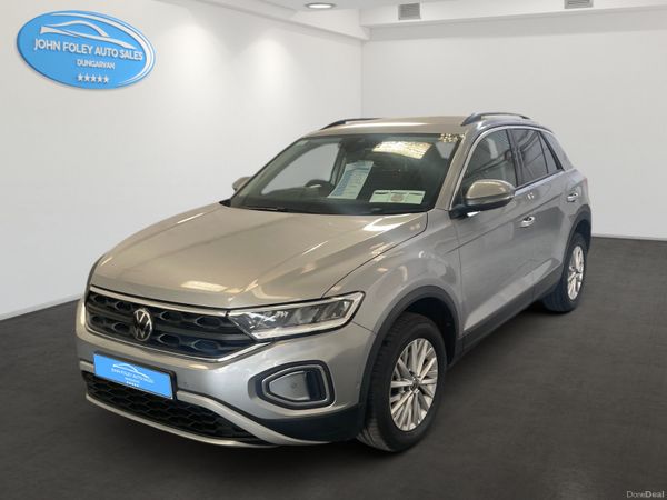 Volkswagen T-Roc SUV, Petrol, 2023, Grey