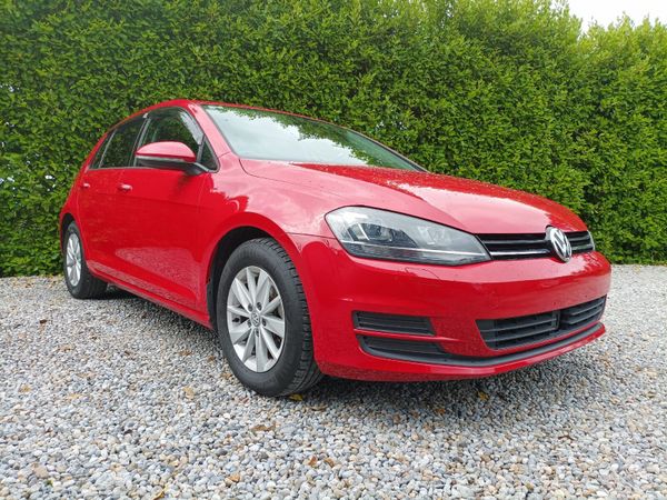 Volkswagen Golf Hatchback, Petrol, 2016, Red